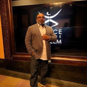 Meet your Posher, Edward